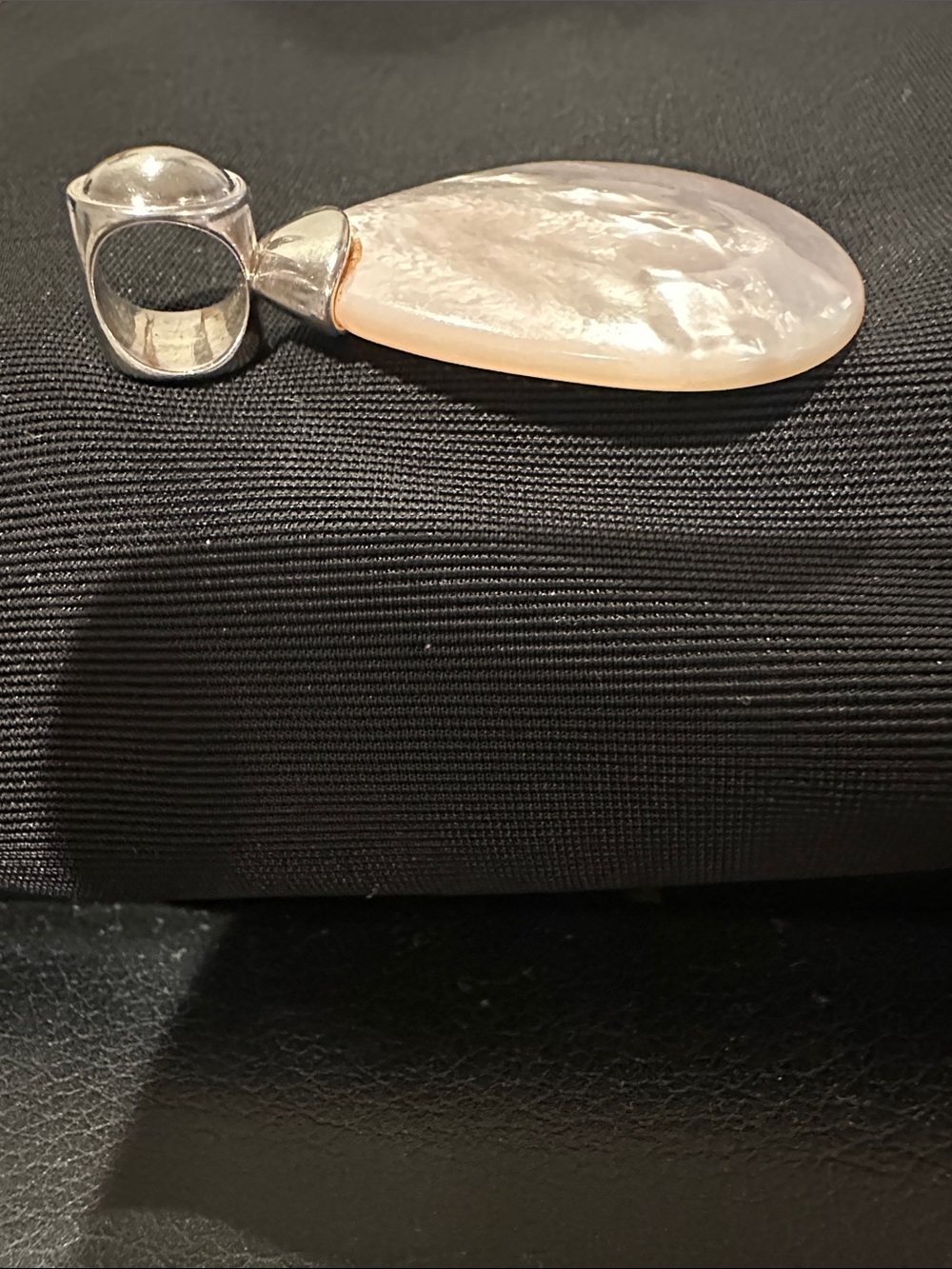 Rage 925 Sterling Silver and Pink Mother of Pearl Pendant - Picture 5 of 5